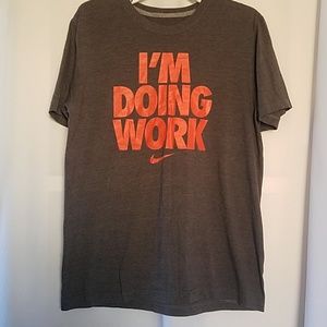 NIKE MEN'S TSHIRT